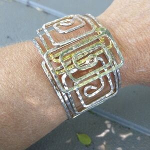 Women's geometric square hinged bracelet.